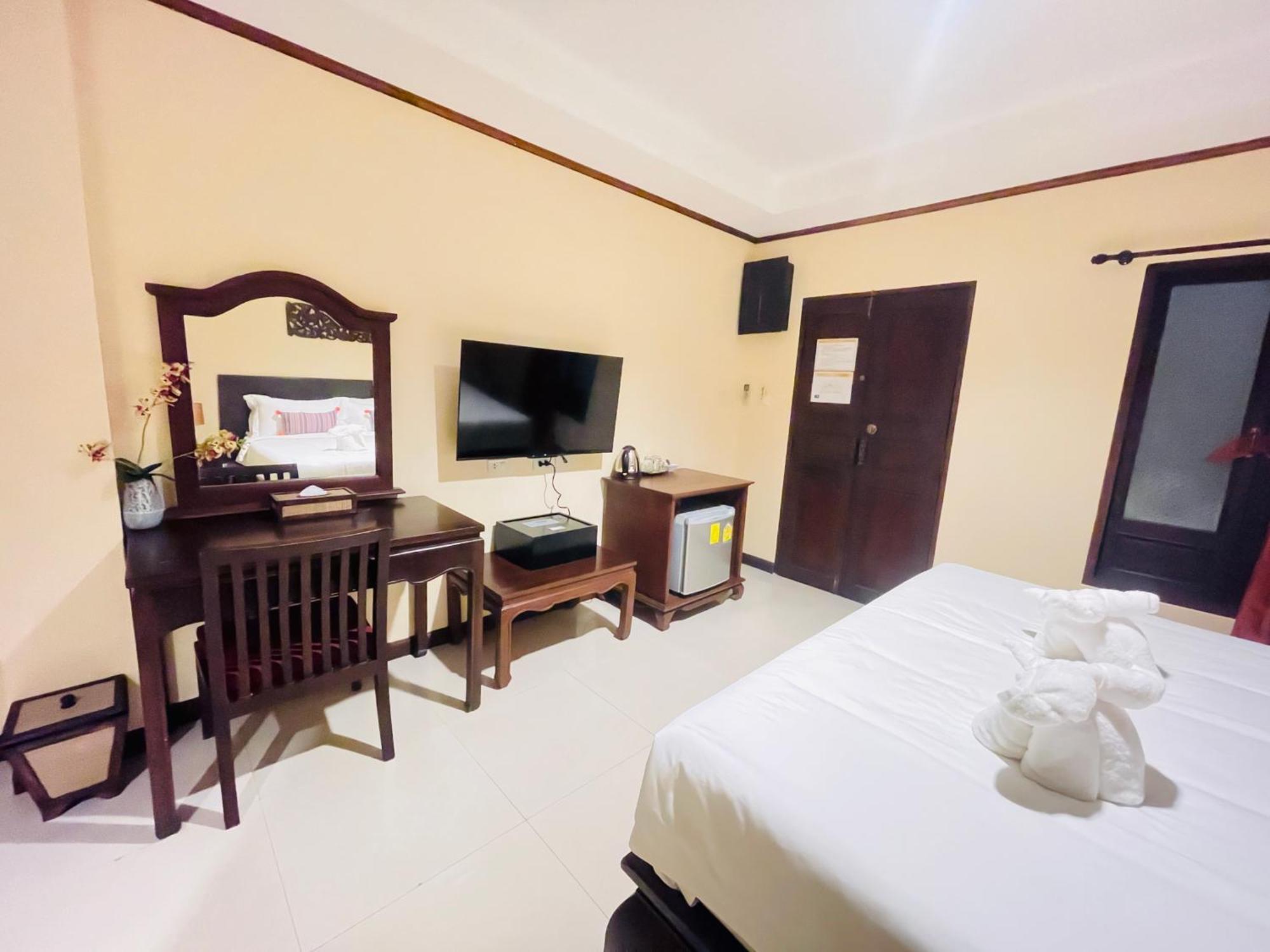 Na Thapae Chiangmai Hotel Chiang Mai Exterior photo