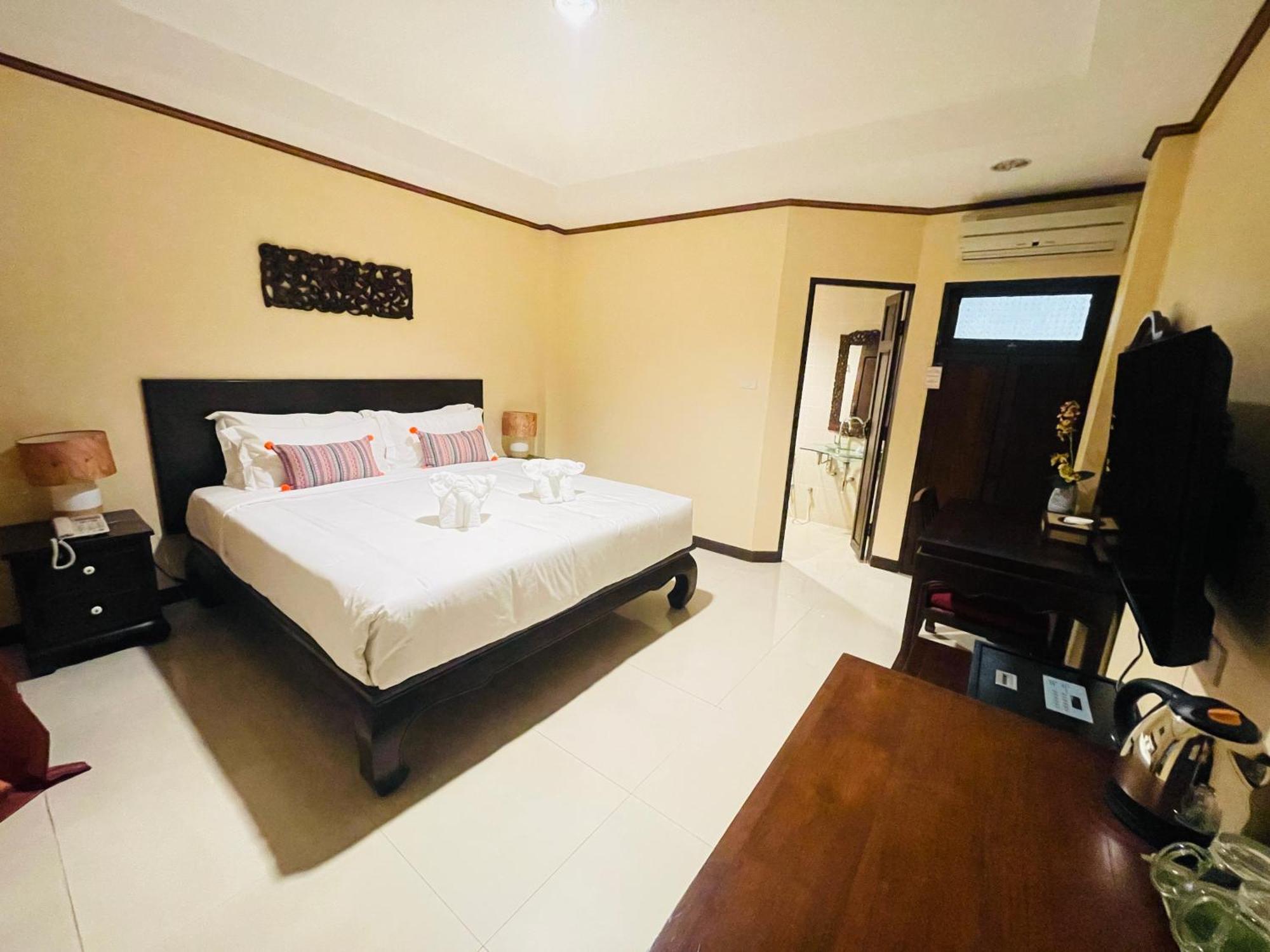 Na Thapae Chiangmai Hotel Chiang Mai Exterior photo