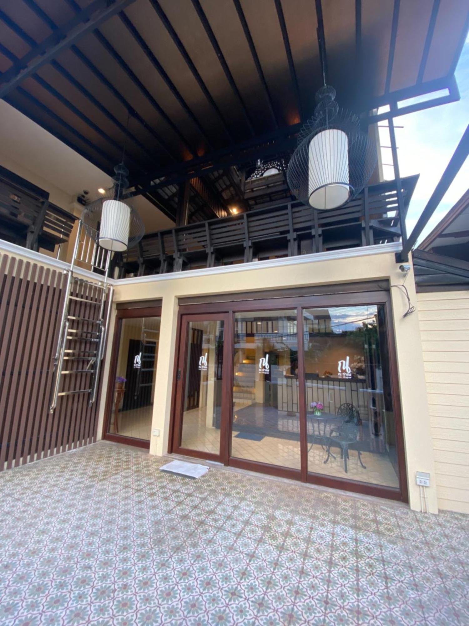 Na Thapae Chiangmai Hotel Chiang Mai Exterior photo