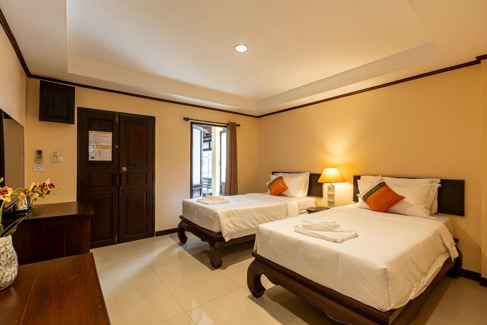 Na Thapae Chiangmai Hotel Chiang Mai Exterior photo