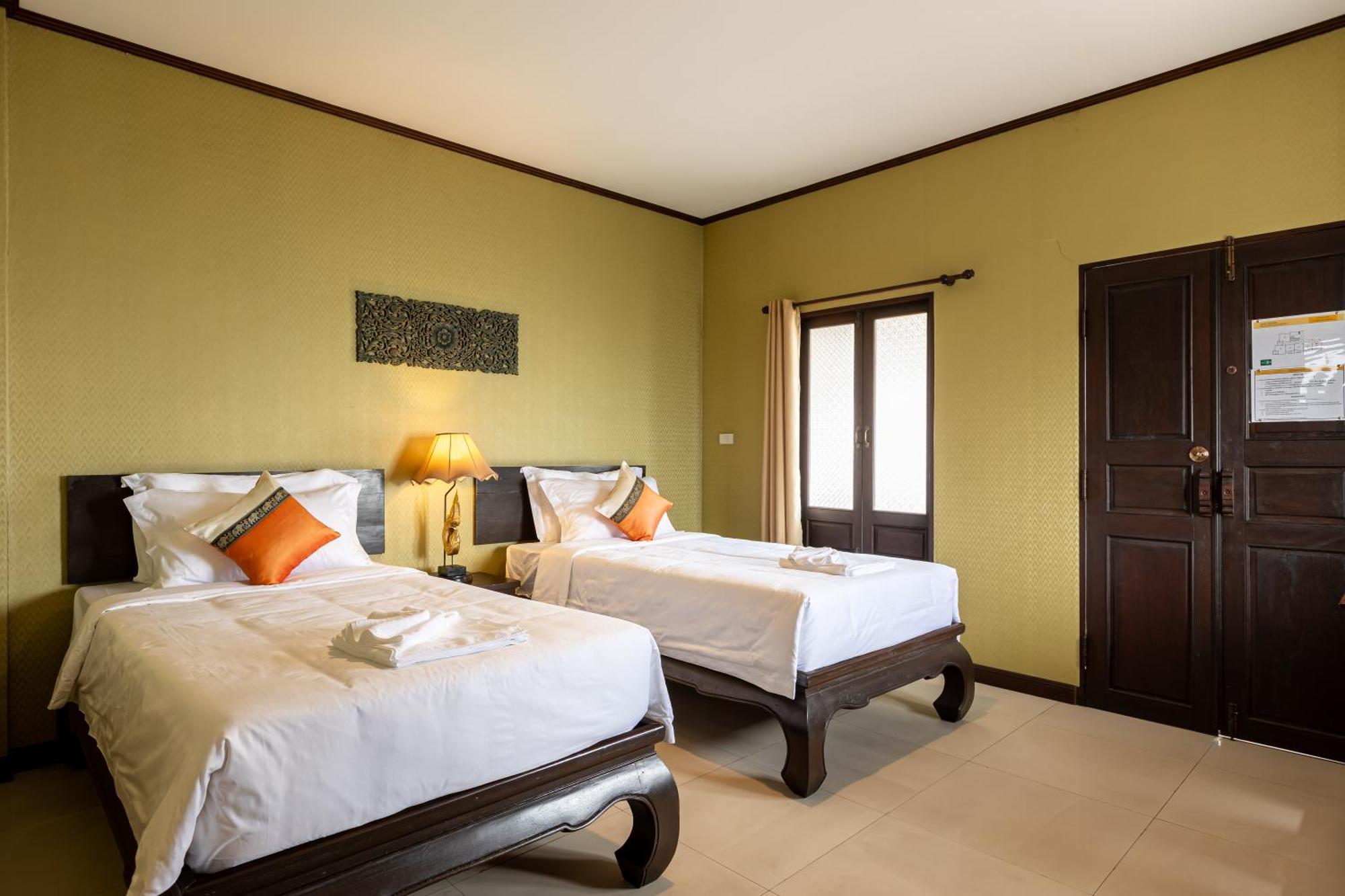 Na Thapae Chiangmai Hotel Chiang Mai Exterior photo